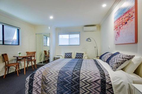 Allambi Holiday Apartments - Accommodation NT 33
