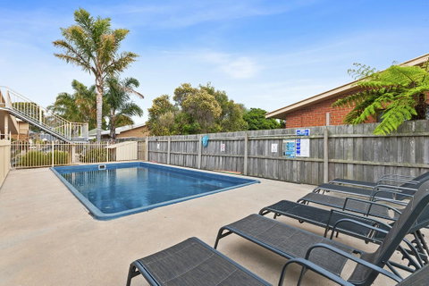 Allambi Holiday Apartments - Accommodation NT 16
