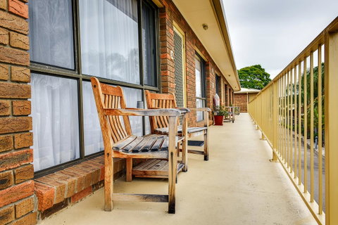 Allambi Holiday Apartments - Accommodation NT 21