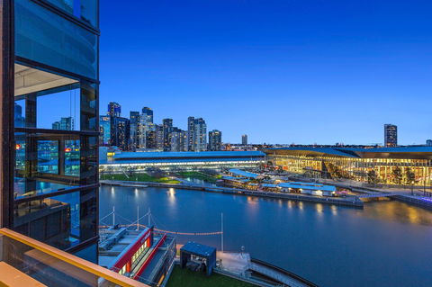 Melbourne Holiday Apartments Flinders Wharf - Accommodation NT 17