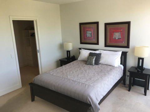 Geelong Waterfront Penthouse Apartment - Accommodation NT 6