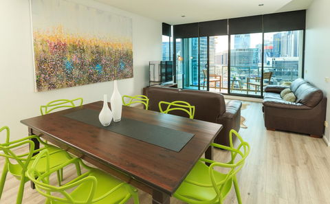 Waterfront Melbourne Apartments - NT Tourism 18