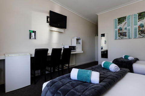 Bendigo Oval Motel - NT Tourism 10