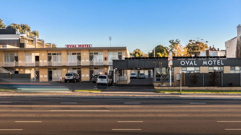 Bendigo Oval Motel - NT Tourism 25