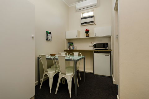 Bendigo Oval Motel - NT Tourism 6