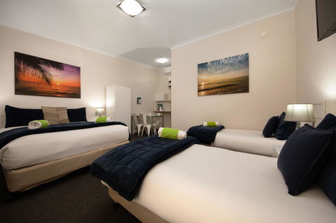 Bendigo Oval Motel - NT Tourism 7