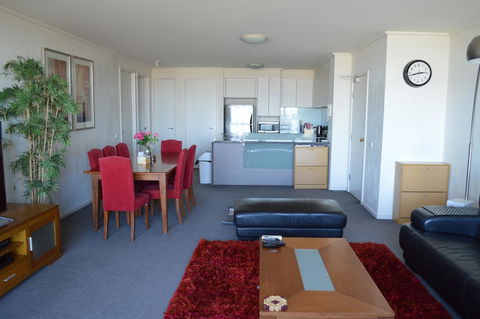 3BR Apartment At Victoria Tower Southbank - NT Tourism 1