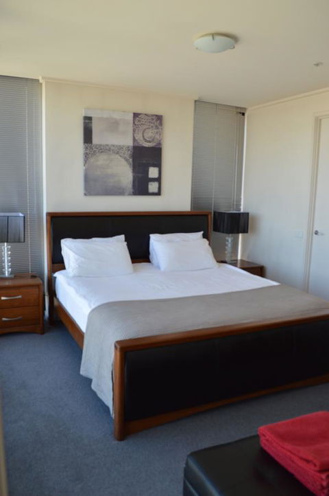 3BR Apartment At Victoria Tower Southbank - NT Tourism 7