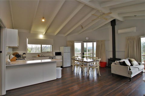 Hamptons In Healesville - NT Tourism 3