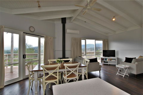 Hamptons In Healesville - NT Tourism 5