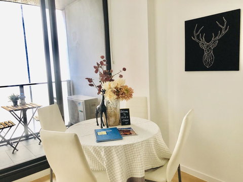 The Escape In Southern Cross Station - Accommodation NT 31