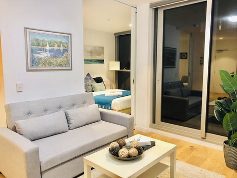 The Escape In Southern Cross Station - Accommodation NT 27