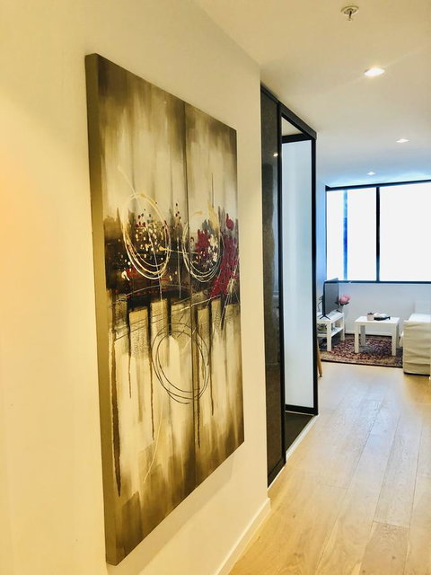 The Escape In Southern Cross Station - Accommodation NT 13