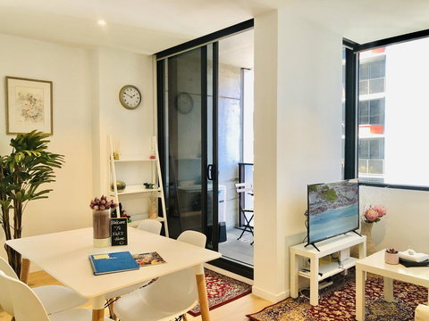 The Escape In Southern Cross Station - Accommodation NT 14