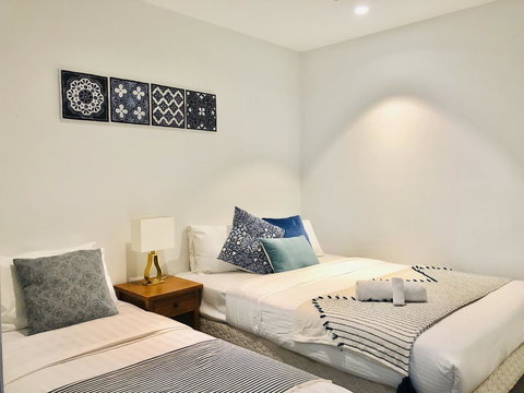 The Escape In Southern Cross Station - Accommodation NT 28