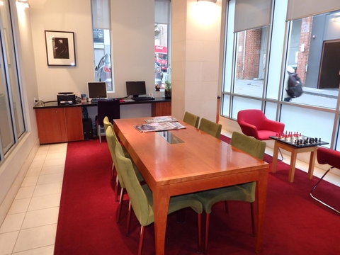 City Limits Hotel Apartments - Accommodation NT 11