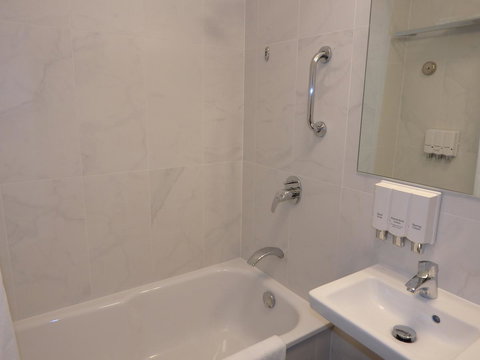 City Limits Hotel Apartments - Accommodation NT 31