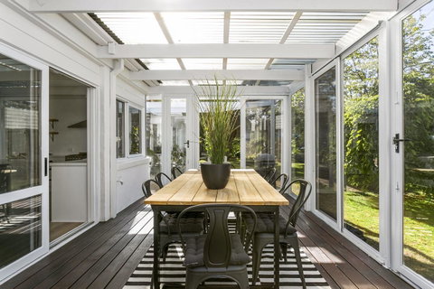 Oasis On Grange - Accommodation NT 6