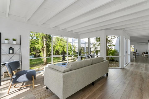 Oasis On Grange - Accommodation NT 4