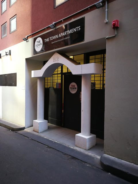 The Town Apartments - NT Tourism 6