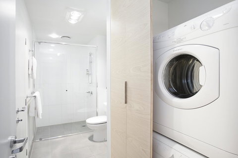 St Kilda Central Apartments - Accommodation NT 9