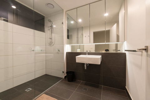 Doncaster Private Collection 2 Bed Townhouse@Pearl - Accommodation NT 9