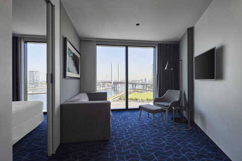 Vibe Hotel Melbourne Docklands - Accommodation NT 2