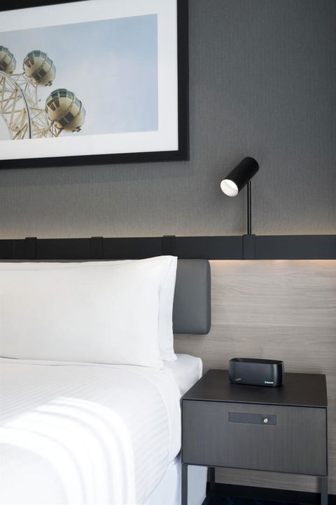 Vibe Hotel Melbourne Docklands - Accommodation NT 7