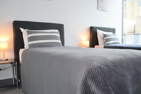 Executive Stay Little Collins Street - Accommodation NT 6