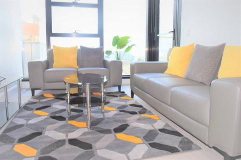 Executive Stay Little Collins Street - Accommodation NT 9