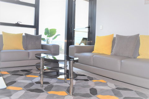 Executive Stay Little Collins Street - Accommodation NT 8