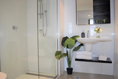 Executive Stay Little Collins Street - Accommodation NT 16