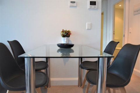 Executive Stay Little Collins Street - Accommodation NT 10