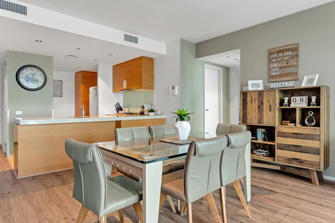 Docklands Private Collection - NEWQUAY - Accommodation NT 1