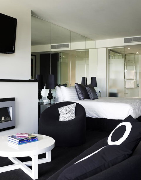 The Cullen Melbourne - Art Series - Accommodation NT 26