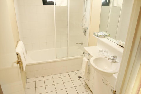 HarbourView Apartment Hotel (now Arrow On Spencer) - Accommodation NT 22