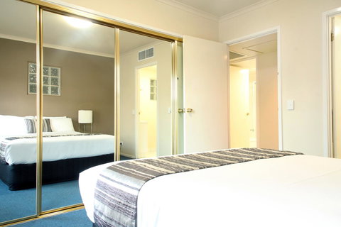 HarbourView Apartment Hotel (now Arrow On Spencer) - Accommodation NT 18