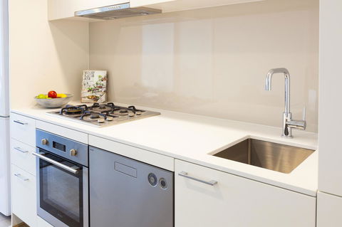 AKOM Melbourne - Accommodation NT 31