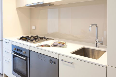 AKOM Melbourne - Accommodation NT 34