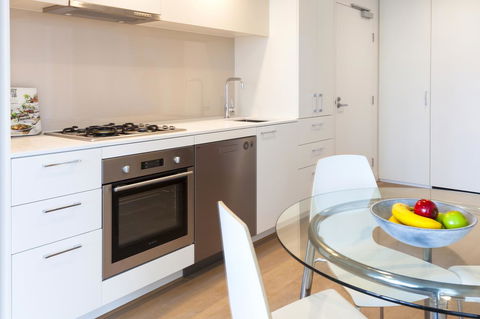 AKOM Melbourne - Accommodation NT 39