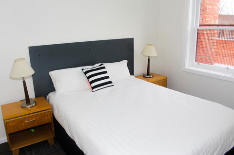 CROWN CENTRAL BUSINESS DISTRICT MOTEL - NO UNDER 18s - NT Tourism 44