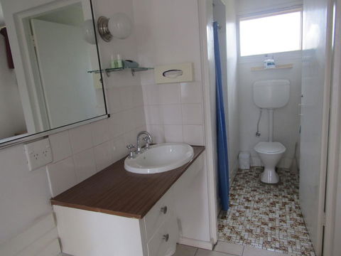 Twin City Motor Inn - Accommodation NT 25