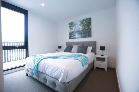 Box Hill 2 Bedroom Apt (La Maison) 02 - Accommodation NT 5
