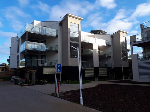 Apartments In Phillip Island Towers - Block C - NT Tourism 17