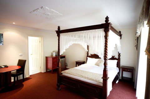 Sanctuary House Resort Motel - Accommodation NT 4