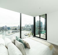 Melbourne Private Apartments - Collins Wharf Waterfront Docklands - Accommodation NT