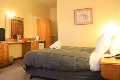 St Georges Motor Inn - Accommodation NT 11