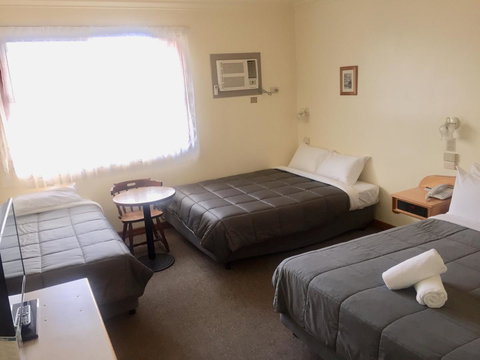 St Georges Motor Inn - Accommodation NT 14