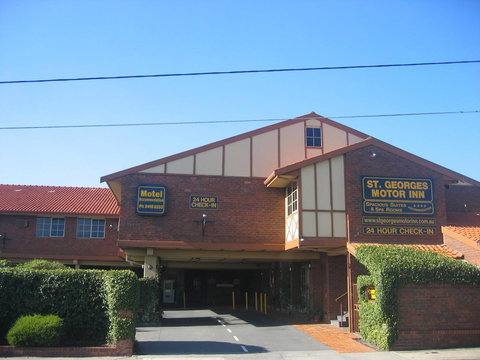 St Georges Motor Inn - Accommodation NT 35