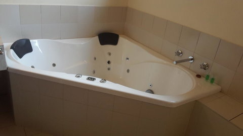 St Georges Motor Inn - Accommodation NT 43